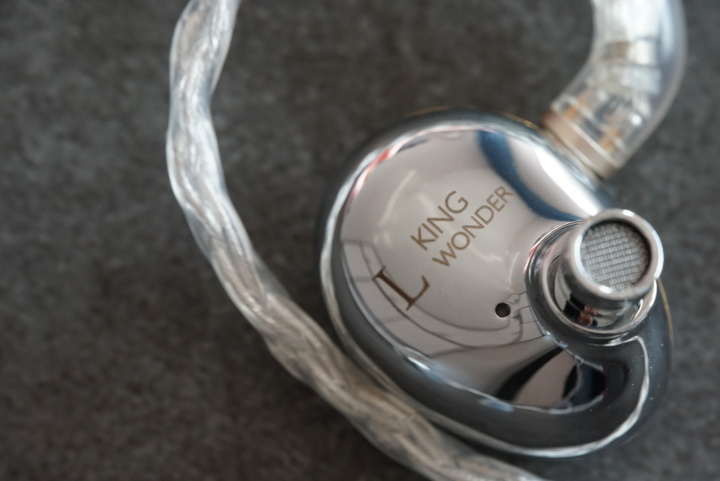 神奇的插头调音，5年前千元内国产音质天花板耳机终迎继任者