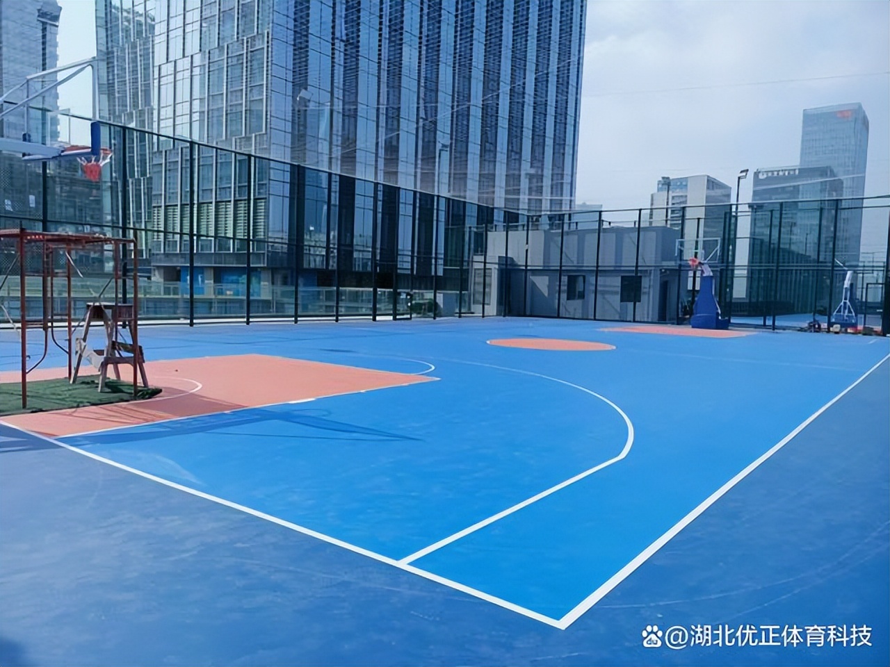 硅pu篮球场施工方法,硅pu篮球场造价多少