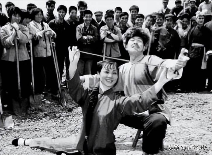 【晚清*楼青***录秘**】媚态撩心，丰乳肥臀，再现女子风姿！