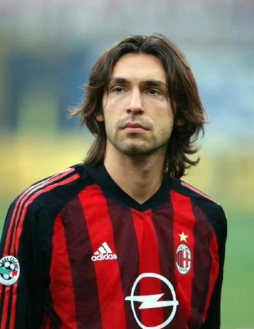 足坛十大中场大师,足坛第一后腰中场大师