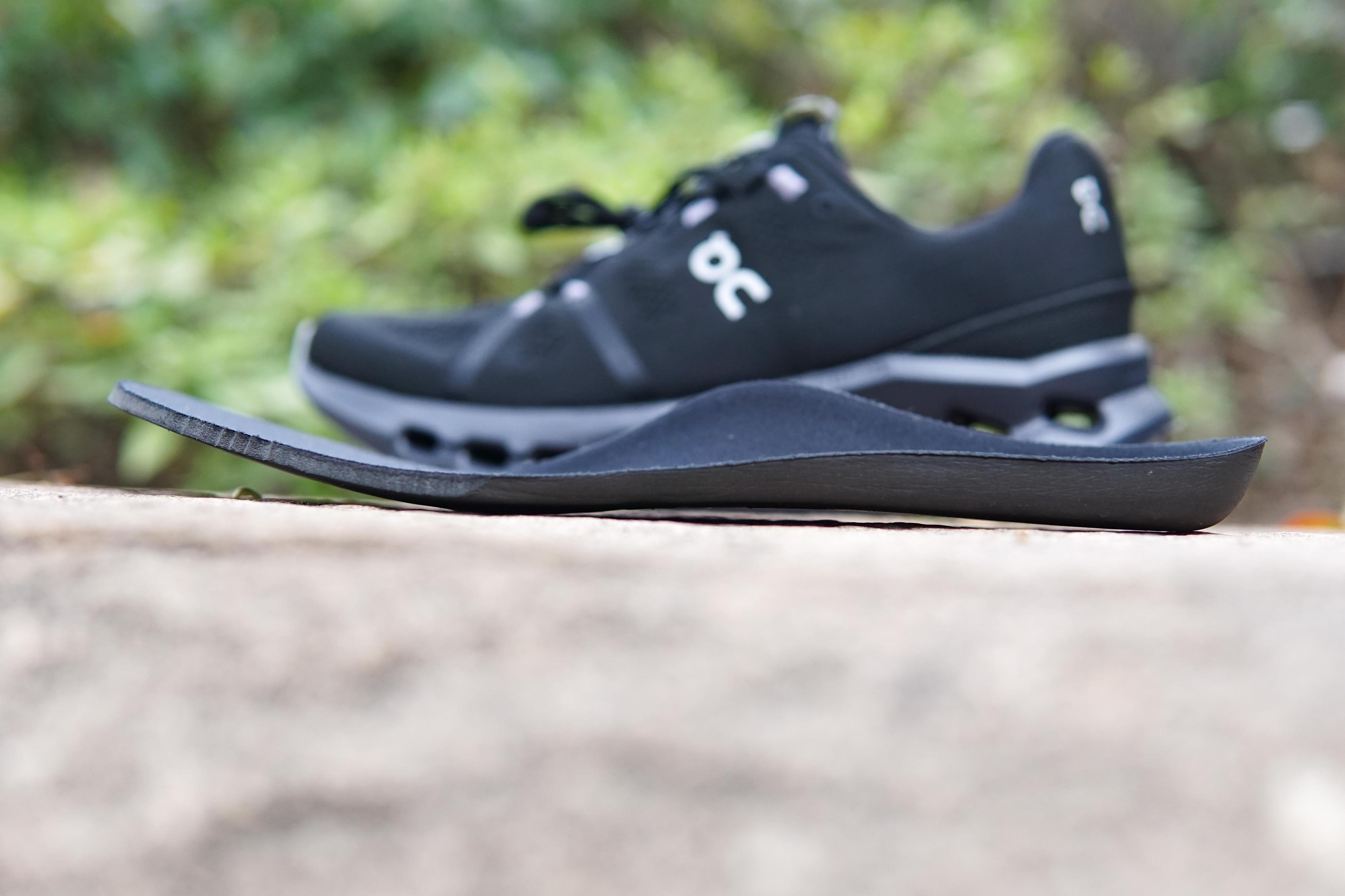 昂跑cloudsurfer和cloudeclipse,踩在云端的跑鞋