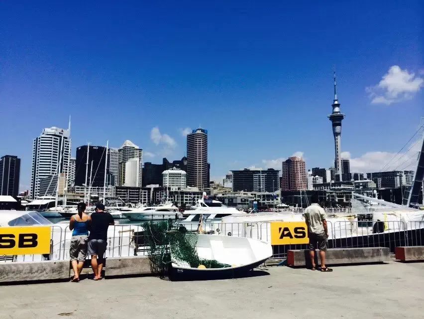 优优在新西兰：职高毕业，生两个小孩，打两份工，拿三个学位