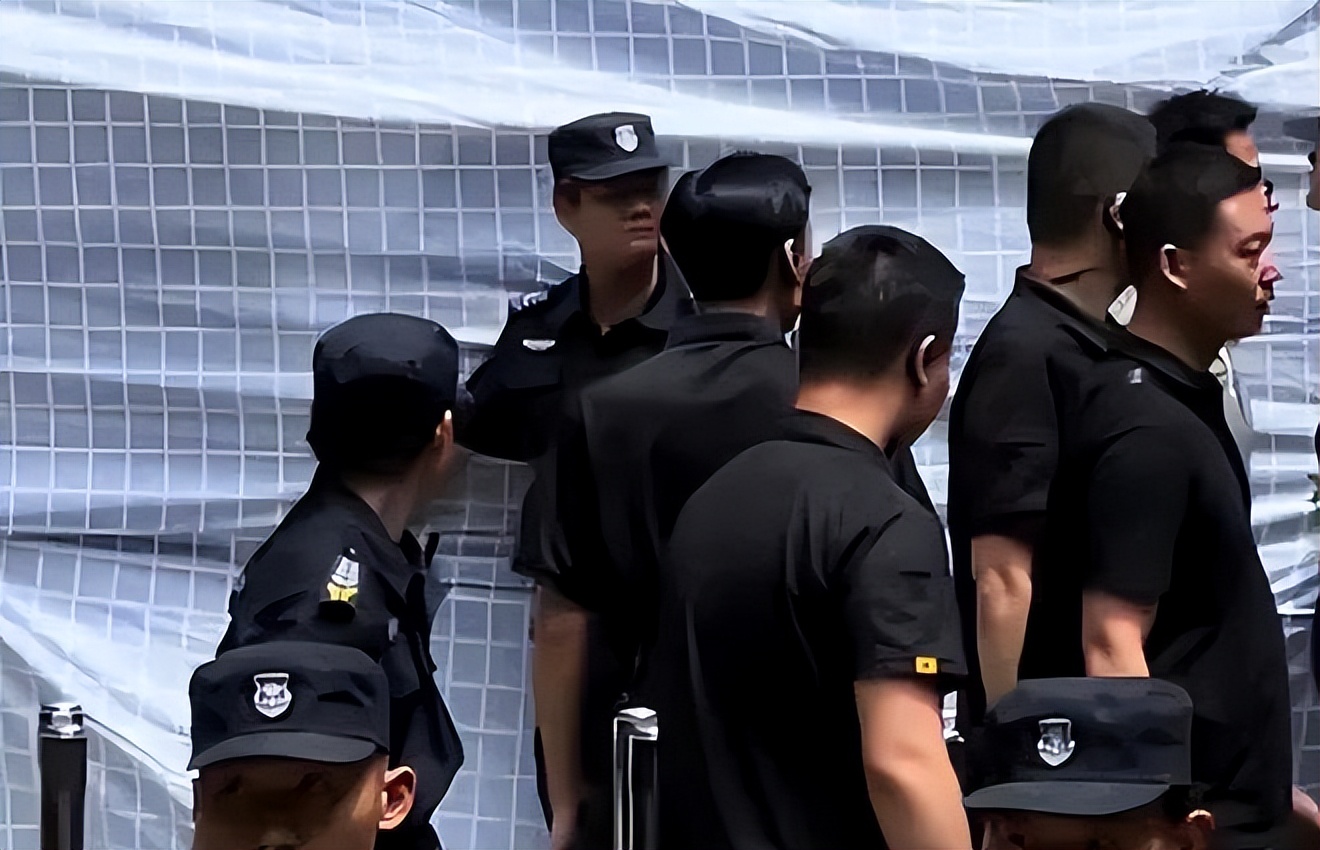 2022世界足球梅西第一场,梅西世界第一输给姆巴佩