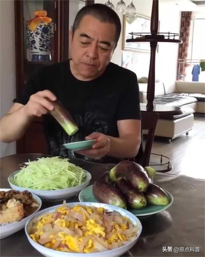 网红吃货视频火鸡面,网红火鸡面新吃法视频