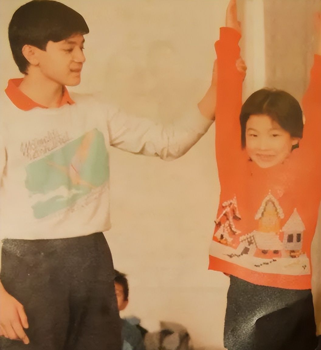 跳水女皇伏明霞家庭,跳水冠军伏明霞婚姻