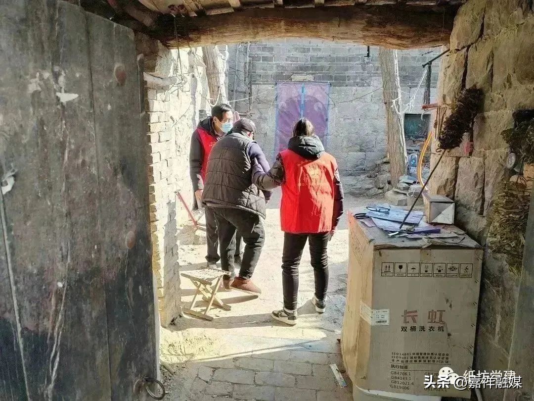 送医送药下乡服务百姓健康,送医送药暖心服务