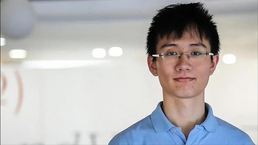 美媒称：比“高级*器武**”还要恐怖的少年，助力中国新能源领先世界