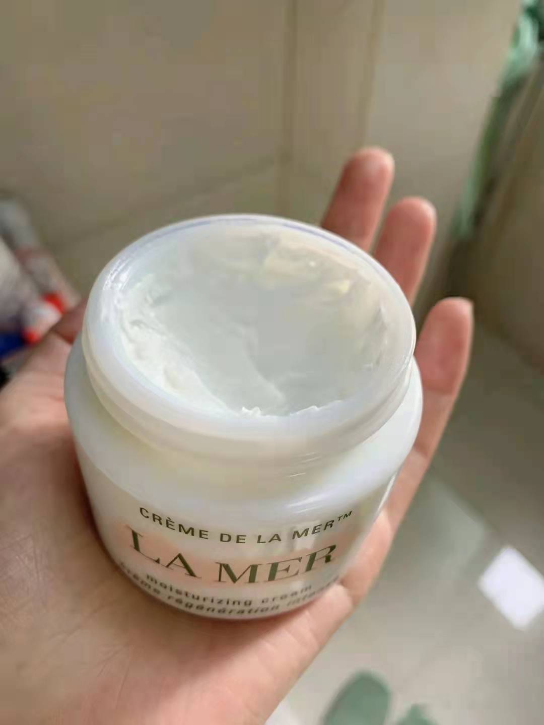 海蓝之谜面霜和赫莲娜黑绷带测评,海蓝之谜经典面霜跟乳霜哪个好用