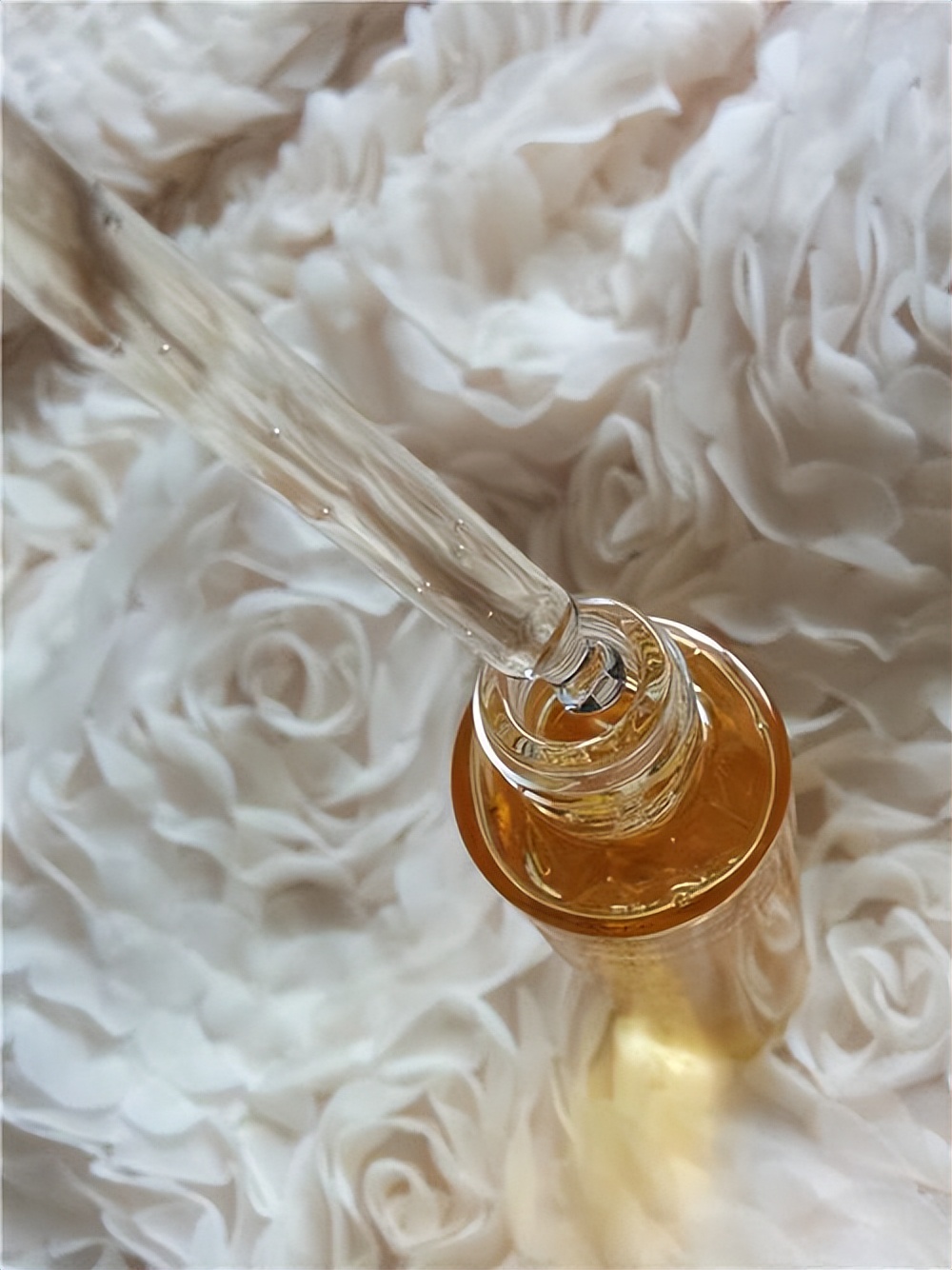 娇兰和海蓝之谜哪个适合敏感肌,娇兰补水还是海蓝之谜补水