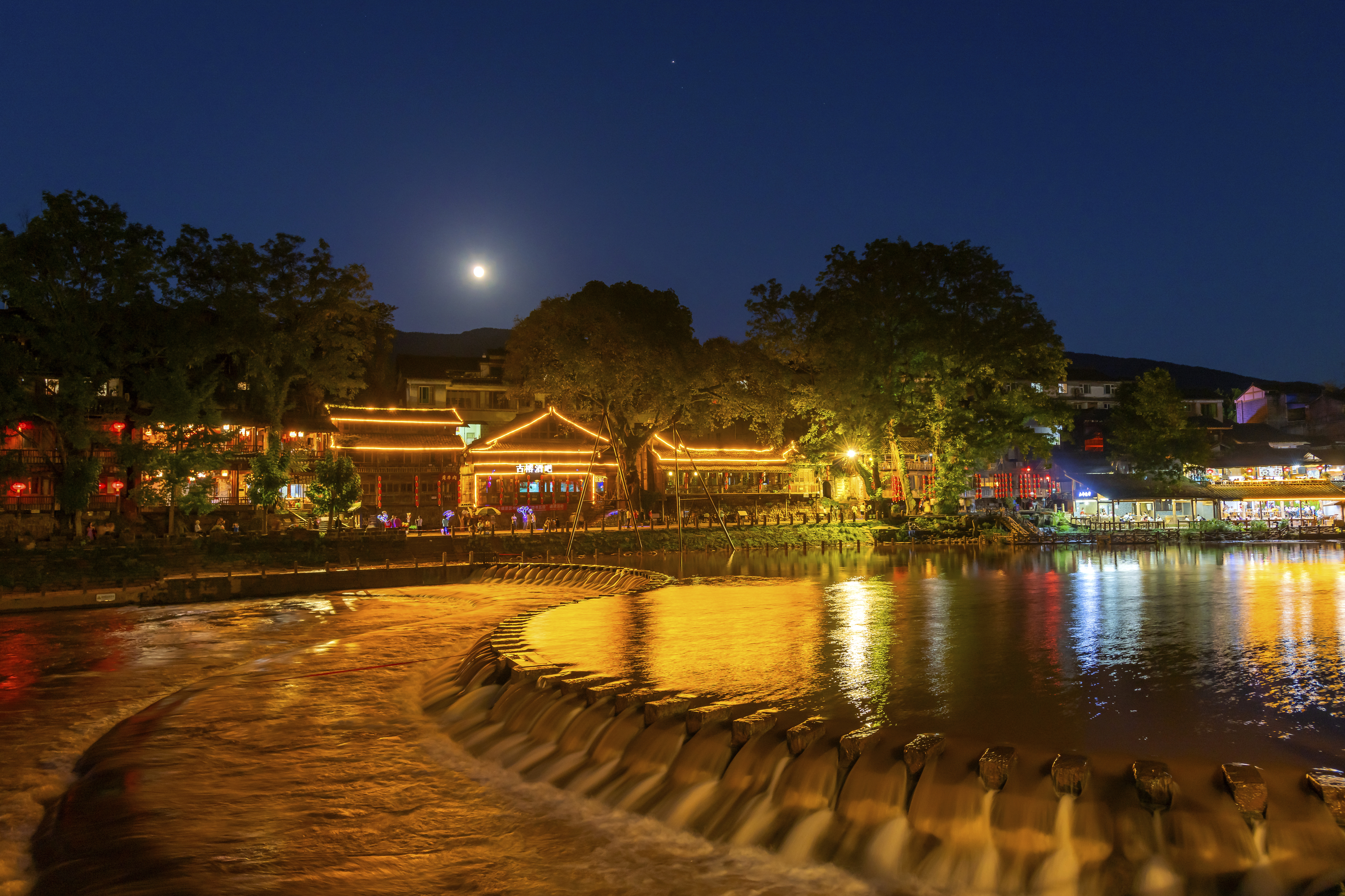 避暑六盘水，秋摄黄果树到北海过冬养老，又是一个小确幸？