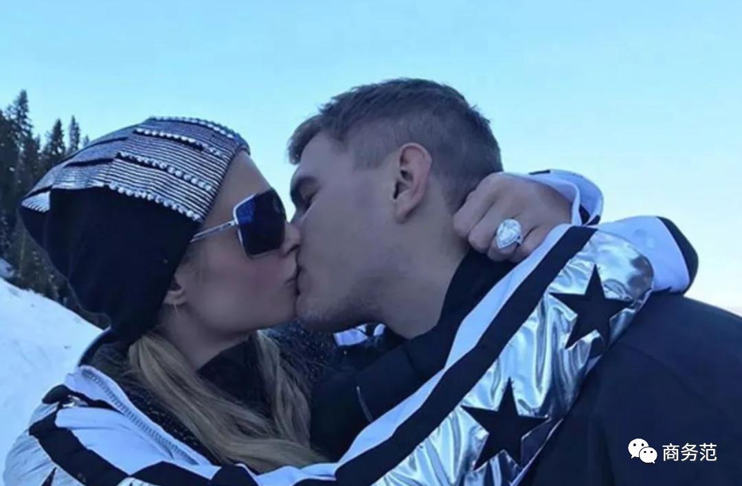 詹妮弗洛佩兹最新礼服,詹妮弗洛佩兹满脸钻石造型