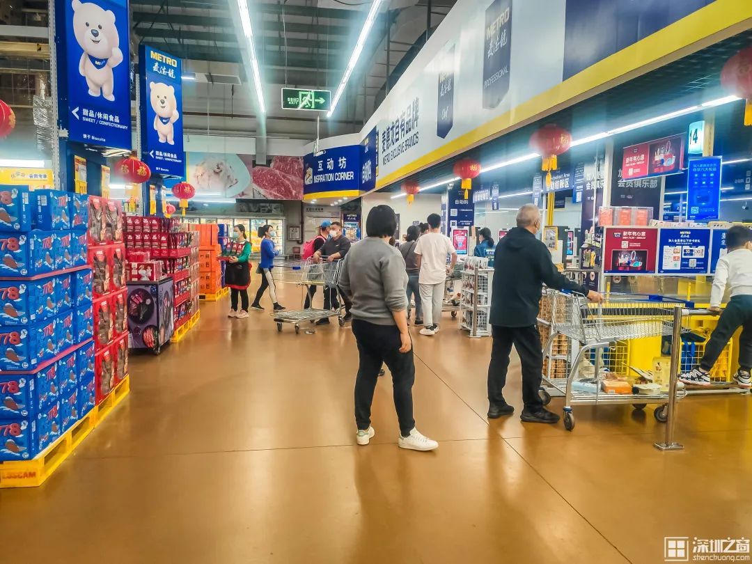 00后当业务员,00后在深圳打工生活