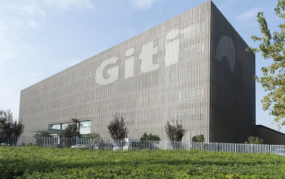 佳通轮胎和韩泰轮胎哪个性价比高,邓禄普轮胎和佳通轮胎哪个比较好