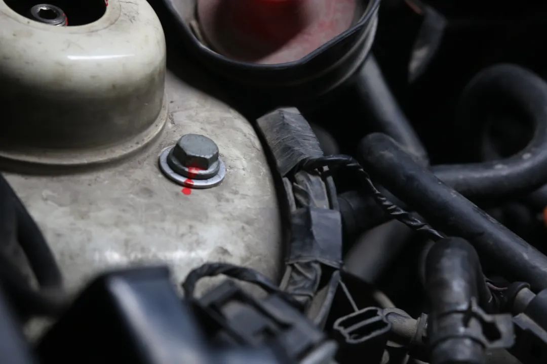 老款大众polo拆解内饰全过程,旧polo翻新视频