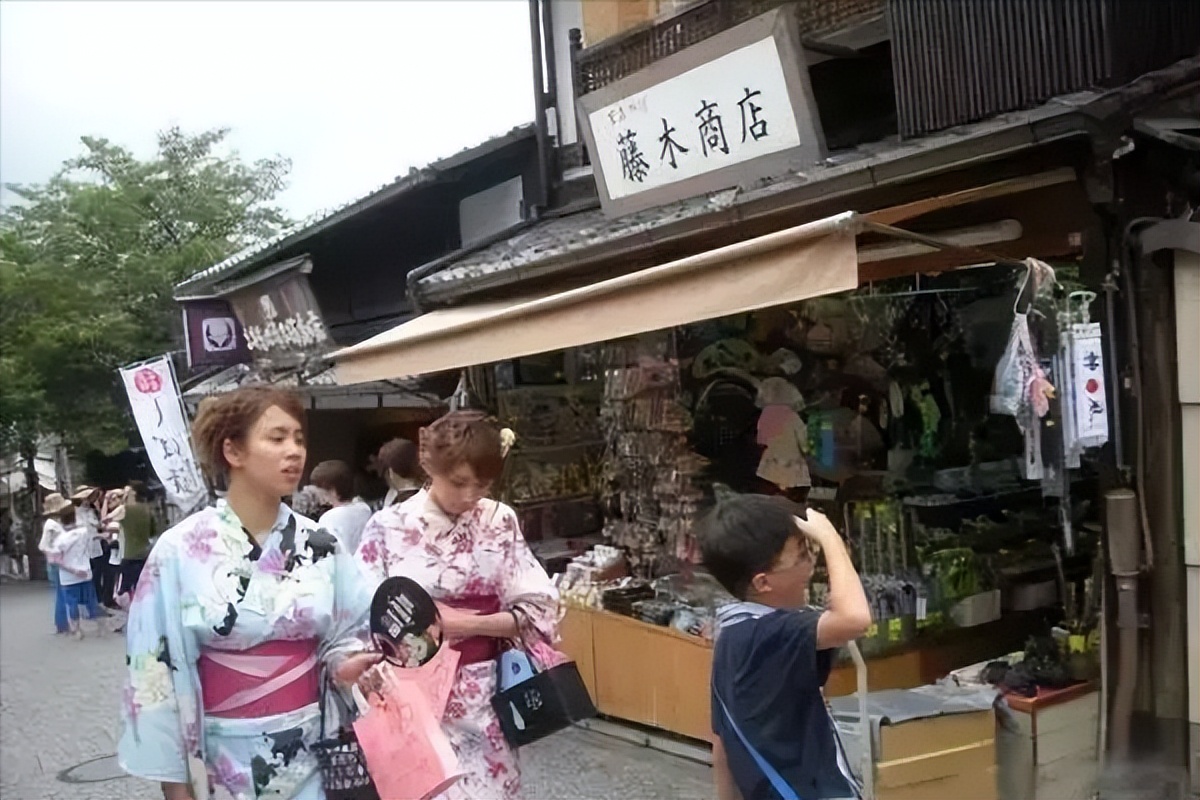 为啥日本的实体店能干过电商,为什么日本电商干不过实体
