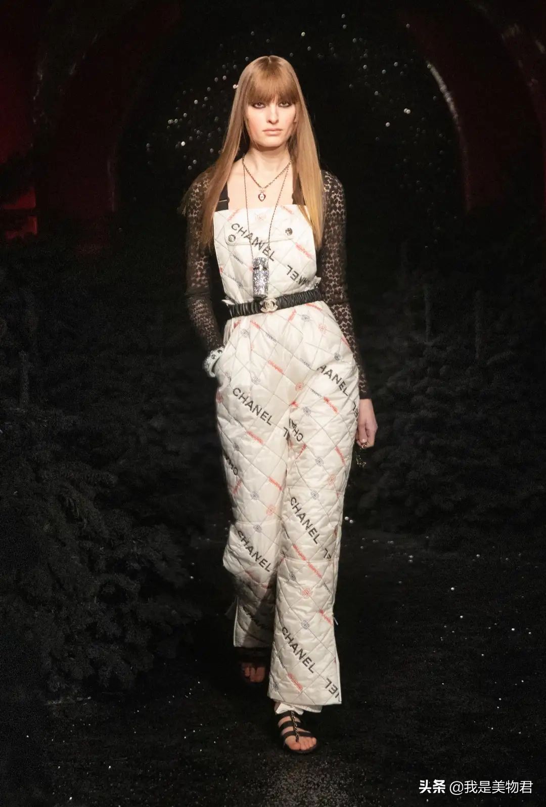 雪场高端穿搭,滑雪穿搭滑雪服