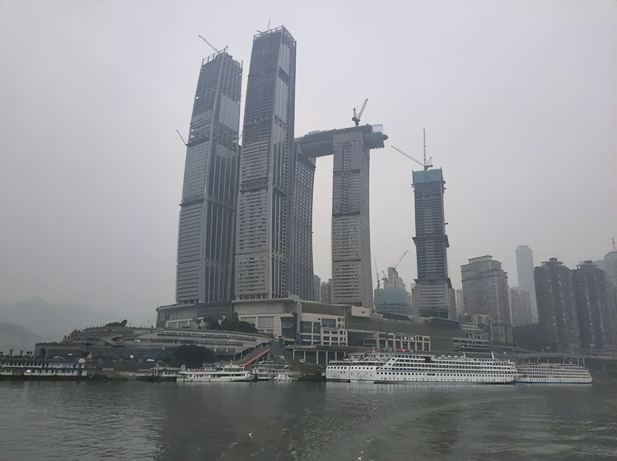 香港的天星小轮是什么样子的,香港天星小轮尖沙咀