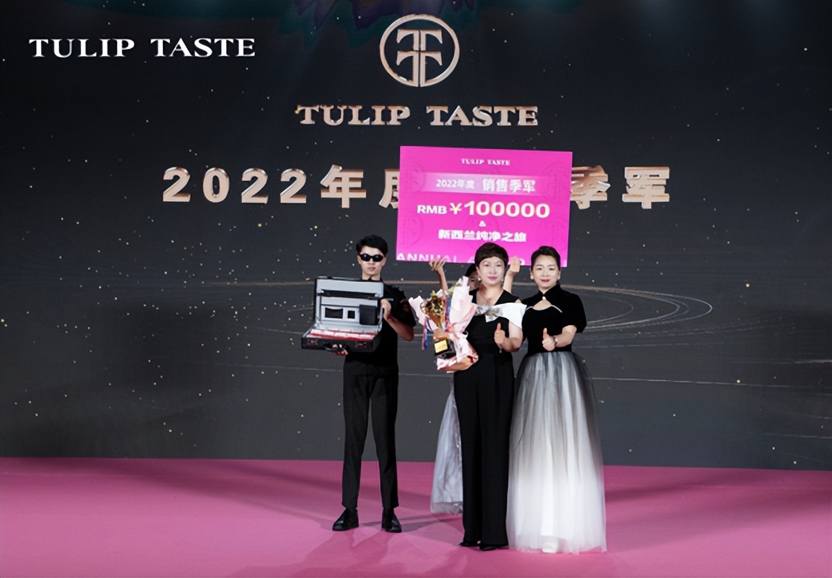 凝聚青春力量奋进新的征程,凝聚青春正能量逐梦扬帆再起航