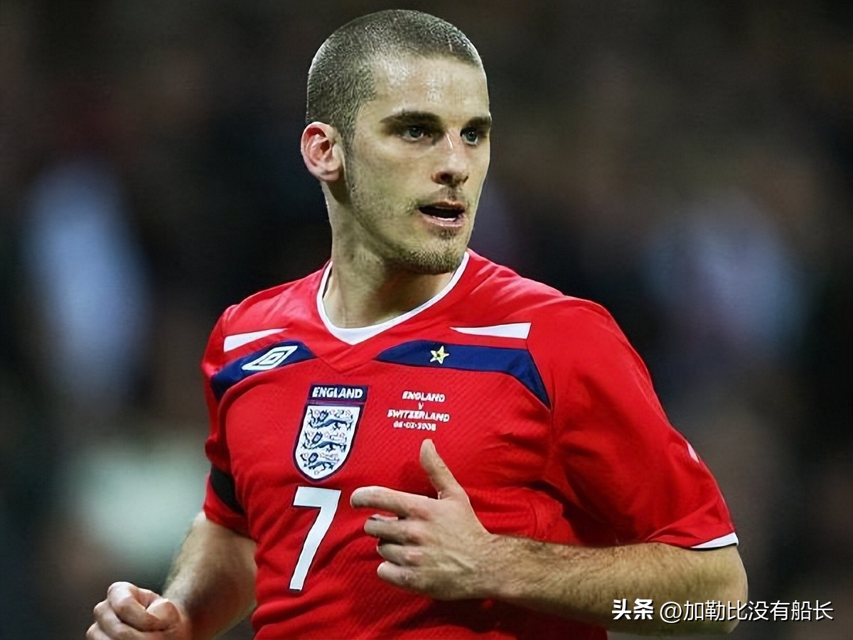 同时效力过阿森纳热刺,曾效力热刺的退役巨星