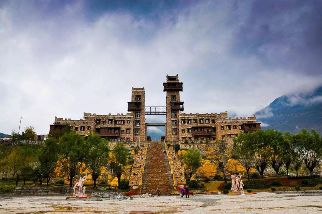 九寨沟是怎么恢复地震前的样子的,地震后的九寨沟风景怎么样了