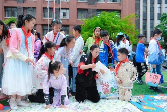 成都盐道街小学东湖分校多久研学,成都市盐道街小学得胜分校