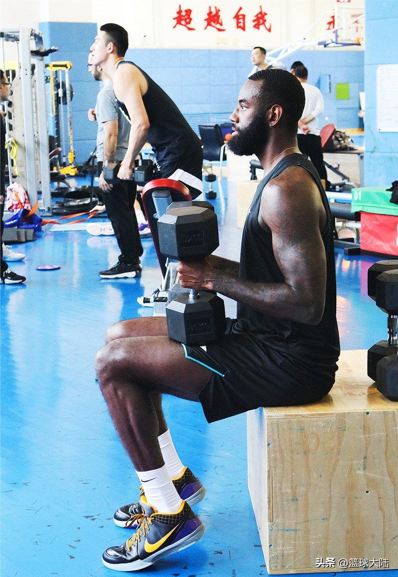 辽篮四杀北控杨鸣马布里,辽篮杨鸣击败北控马布里