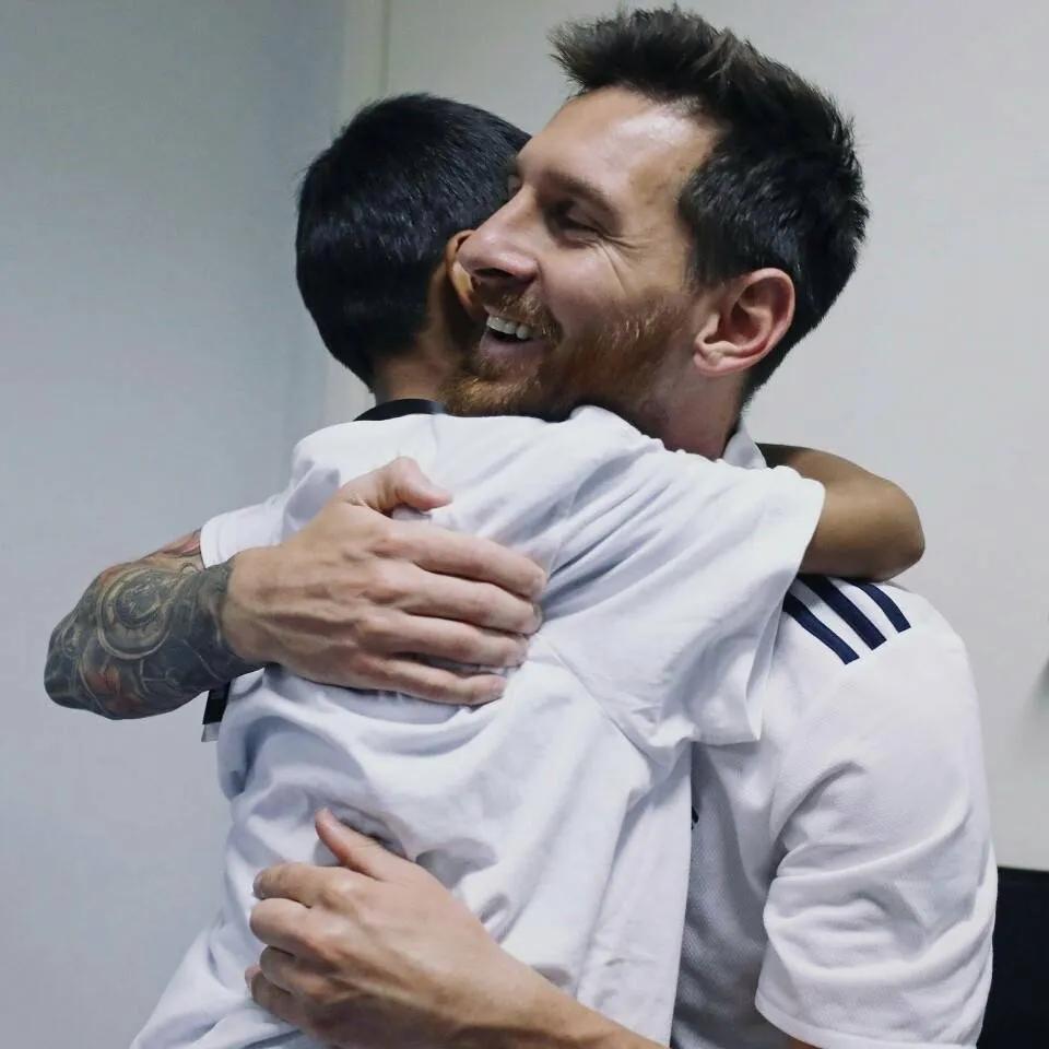 梅西是怎么样的一个人,梅西到底是怎么样的人物