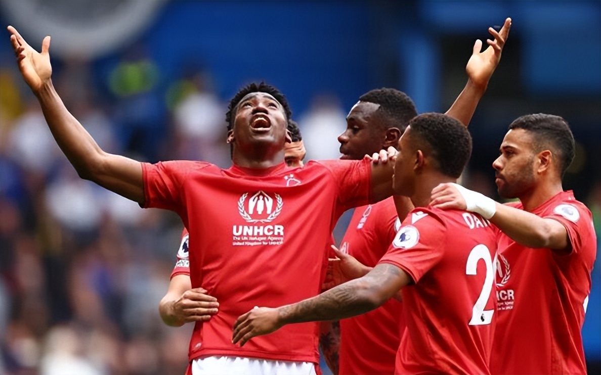 曼城4-1阿森纳登顶榜首,2022-23曼城阿森纳