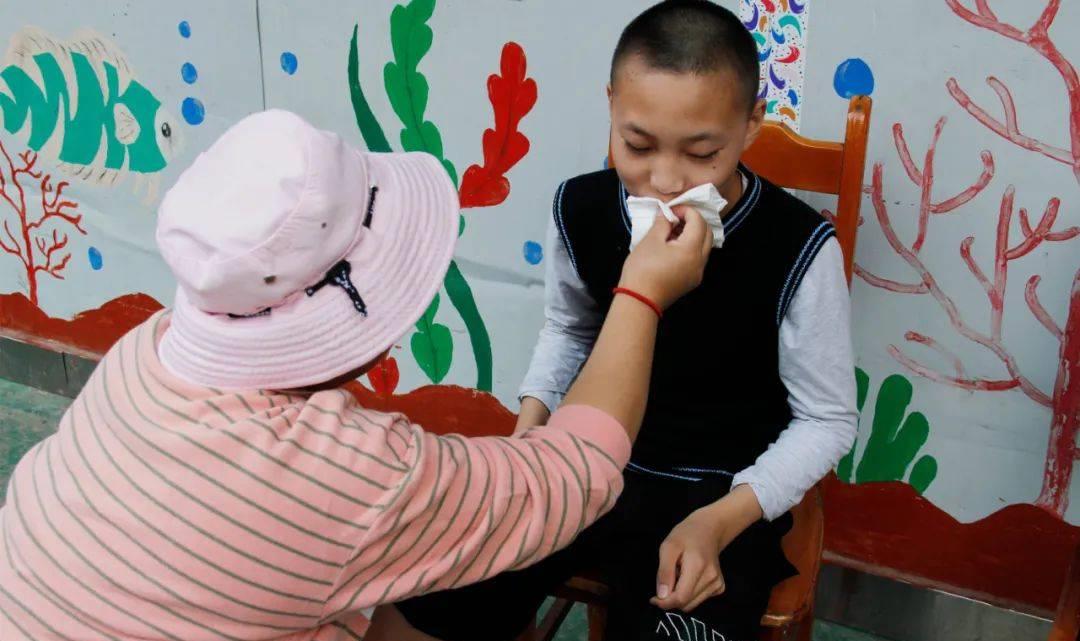 夫妻随意给孩子起名,夫妻给儿子取名字