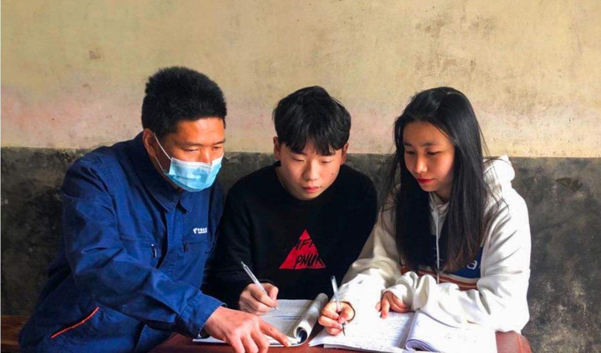 三无学生学医,三无家庭的孩子学医