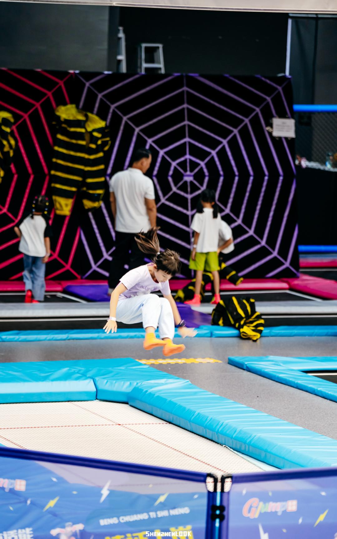 深圳香港一日游攻略带小孩老人,香港来深圳旅游攻略