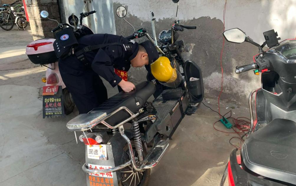 电动车充满电继续充有什么后果,电动车每天一充和用完再充哪个好