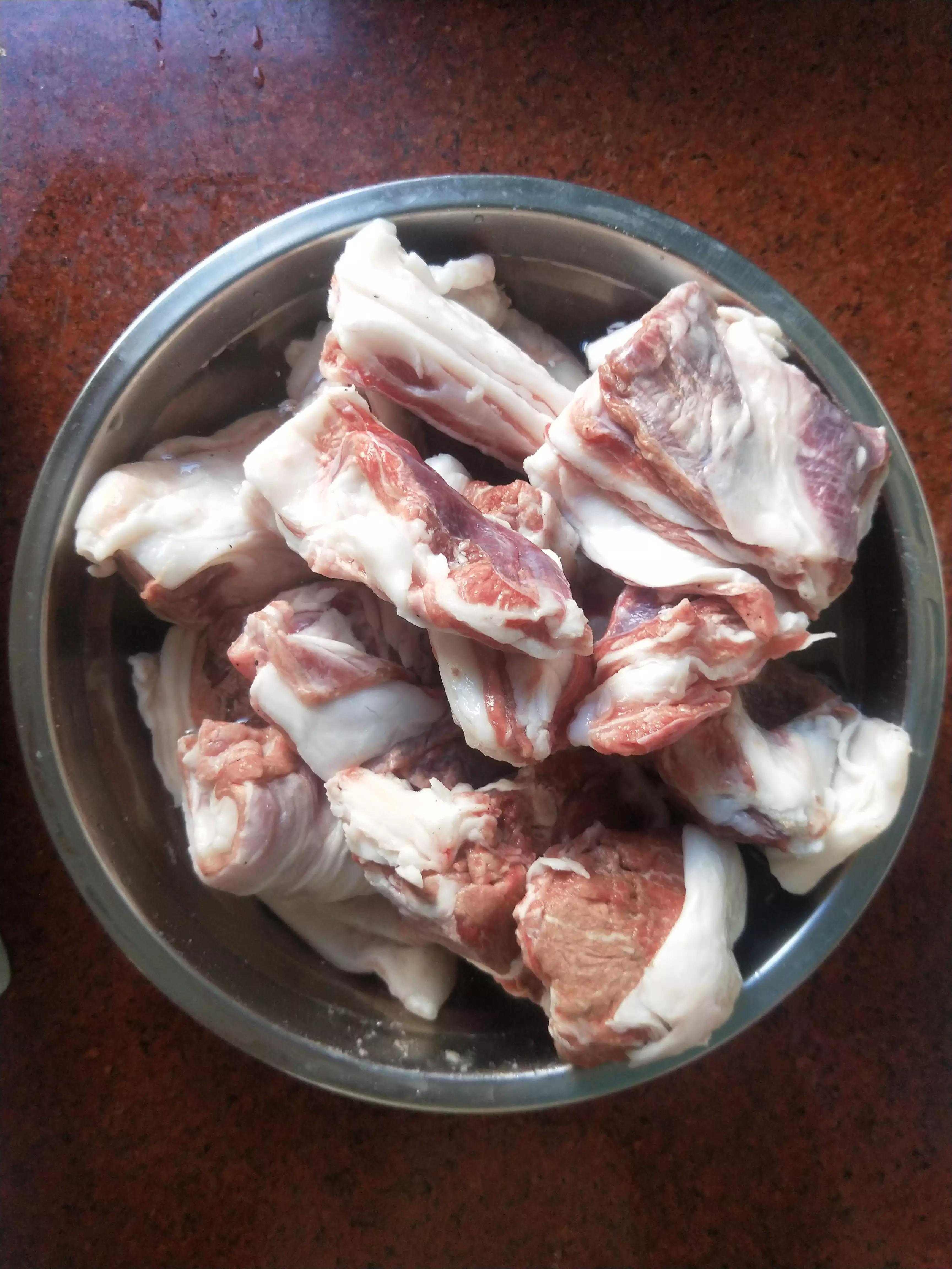 很肥的带皮羊肉怎么做,太肥的羊肉怎么做好吃