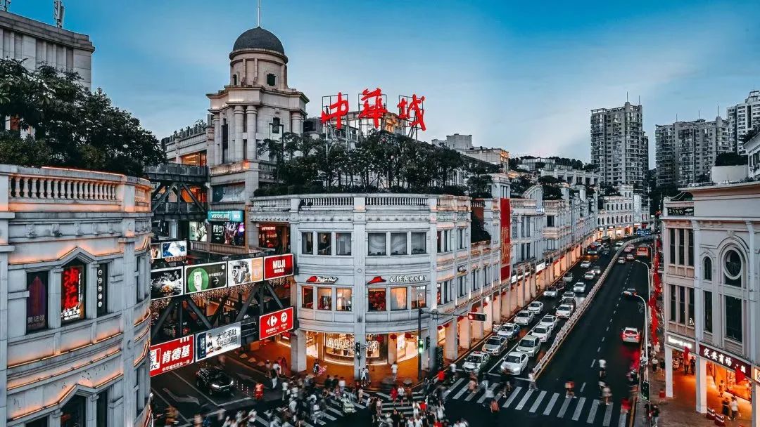 商汇·人物|融坤集团李莉：重压下磨砺以须挫折中成长蜕变