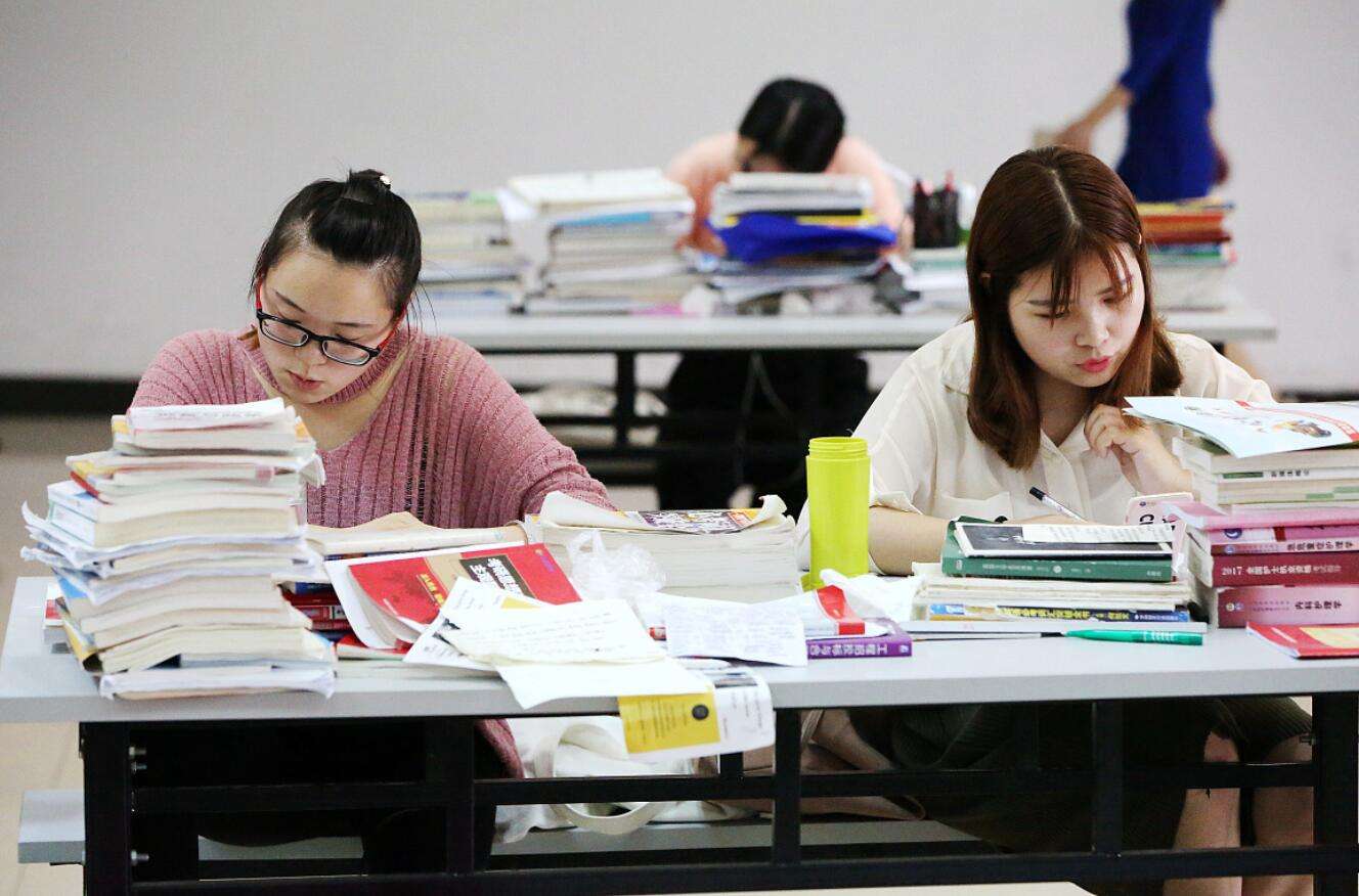 期末考试挂科给老师发什么信息,考试挂科要给教练发红包吗