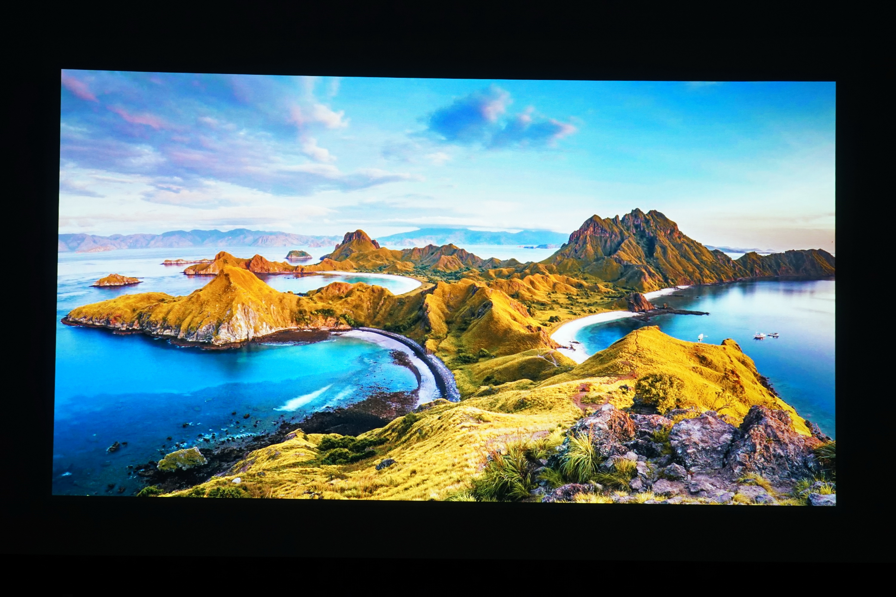 激光投影和nec投影仪哪款最好,necrgb激光投影机