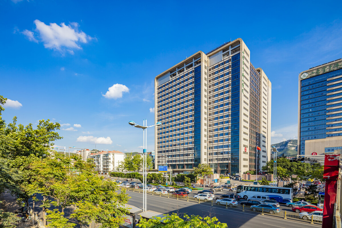 这所医学院校更名很成功，是地方逆袭成为“知名”医科大学的鼻祖