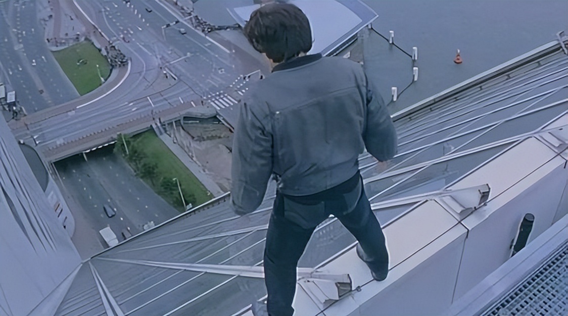 黑老大女人被欺负后续,九零后女黑老大被抓