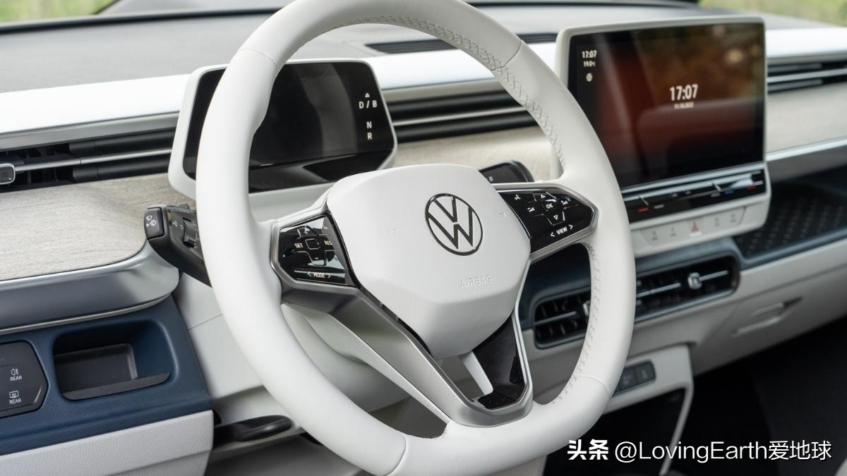 大众id.buzz原型车路试谍照曝光,大众buzz原型面包车