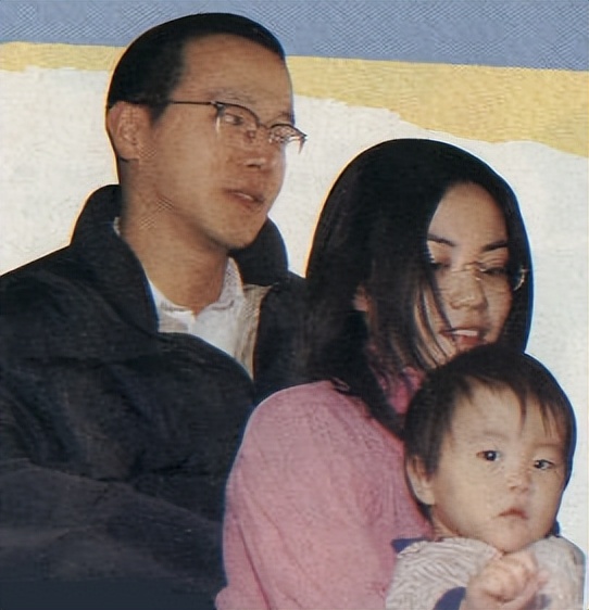 王菲谢霆锋现在婚姻近况咋样,李亚鹏王菲谢霆锋近况