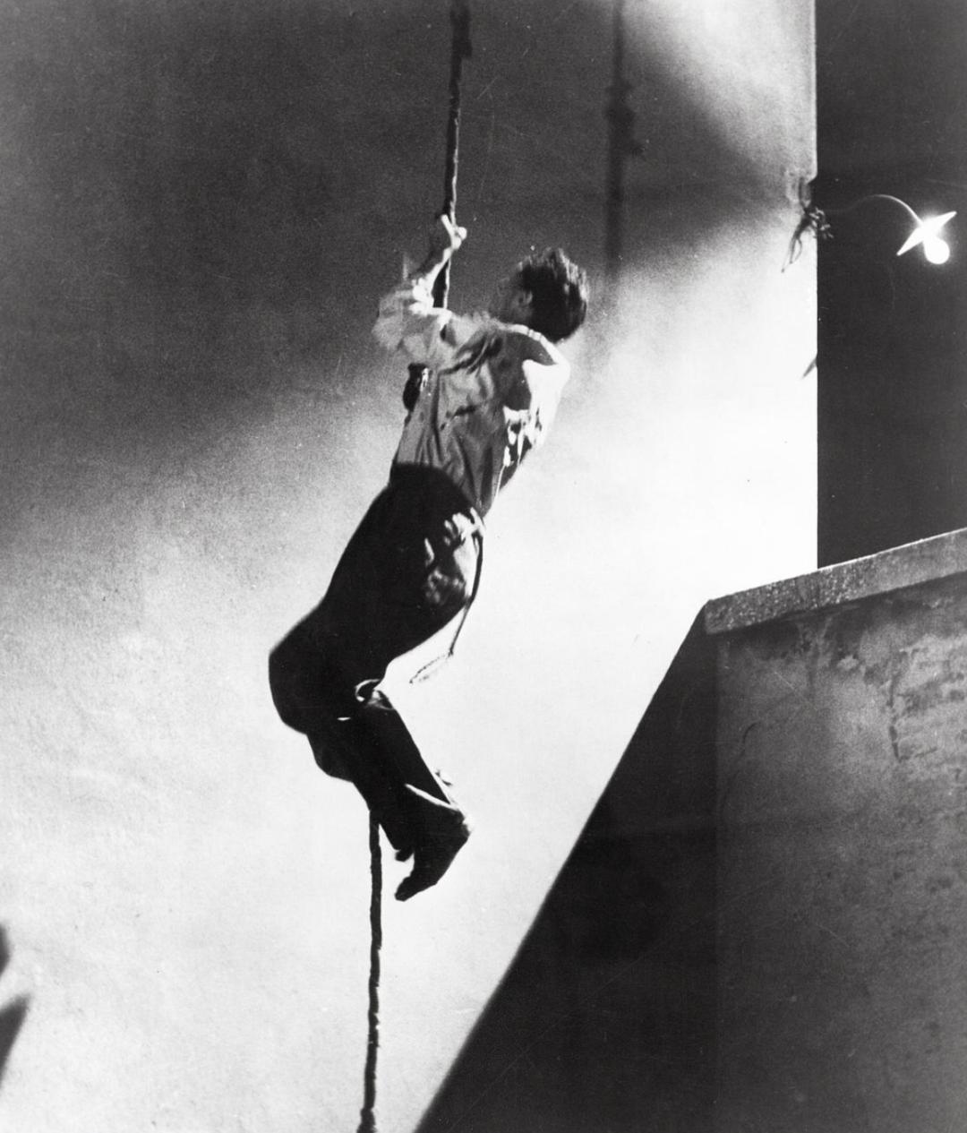 肖申克的救赎抄袭哪部电影,越狱跟肖申克的救赎