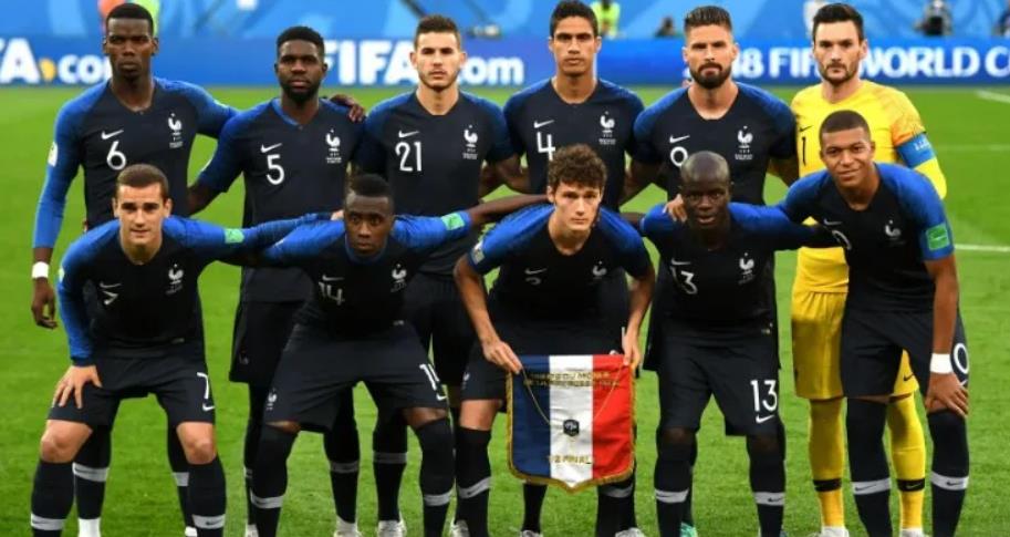 2022卡塔尔世界杯，为啥非洲摩洛哥队都是白人，法国队黑人居多？