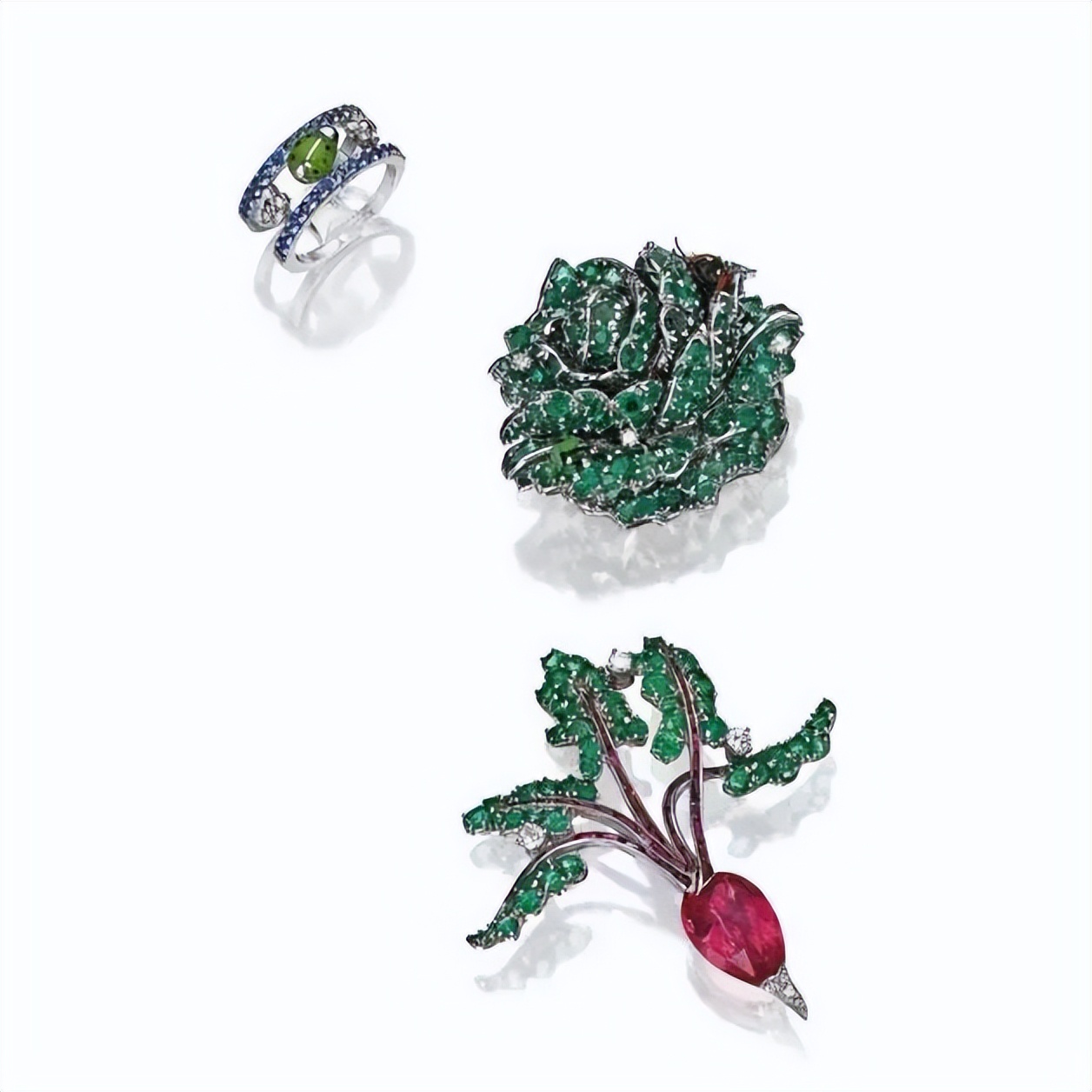 她是顶级豪门家族的千亿儿媳，一生低调，却连总统夫人都羡慕不已