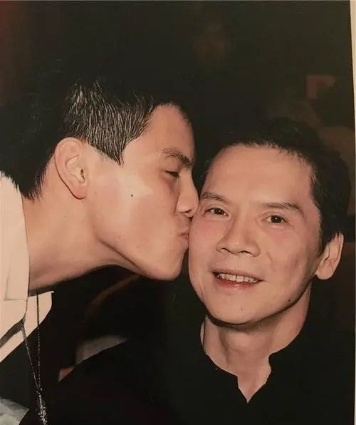 星二代吸毒现状,明星们吸毒前后对比