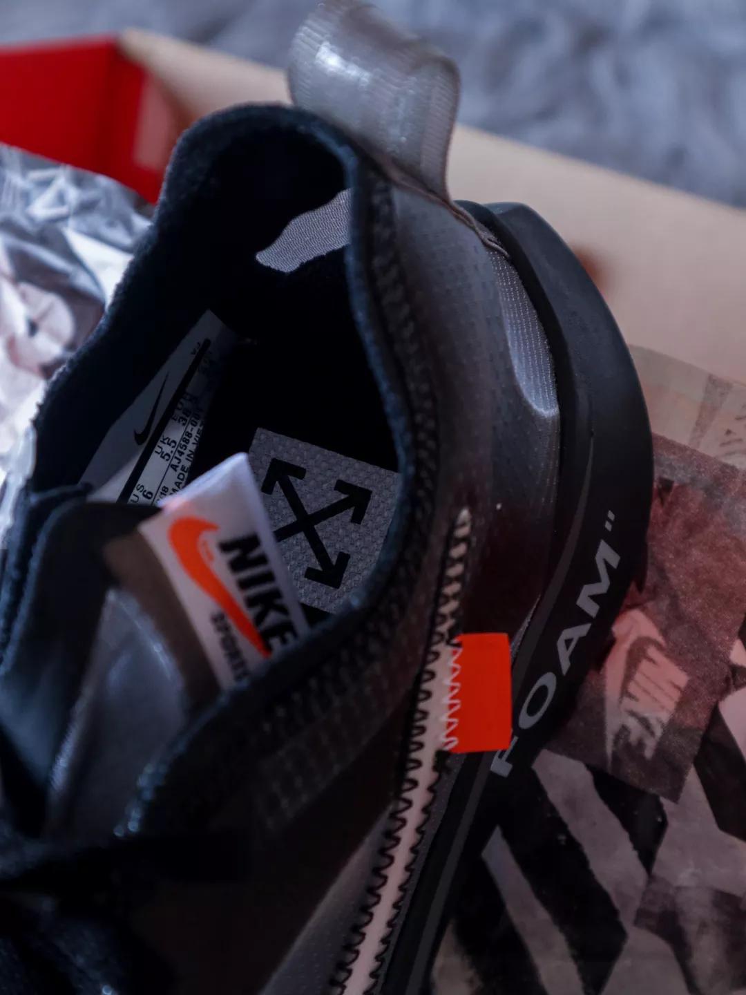 Adidas的boost和Nike的zoom跑鞋技术对比