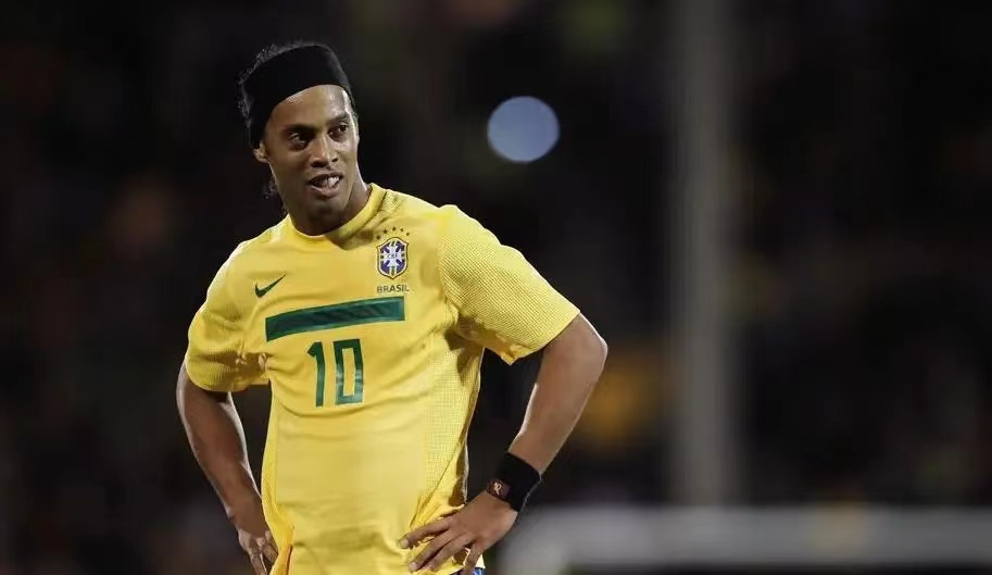 小罗如今现状,小罗退役20年视频