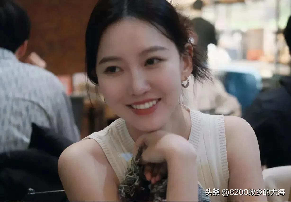 那年，下乡支教期间，我与热情奔放的农家嫂子碰出浪漫火花