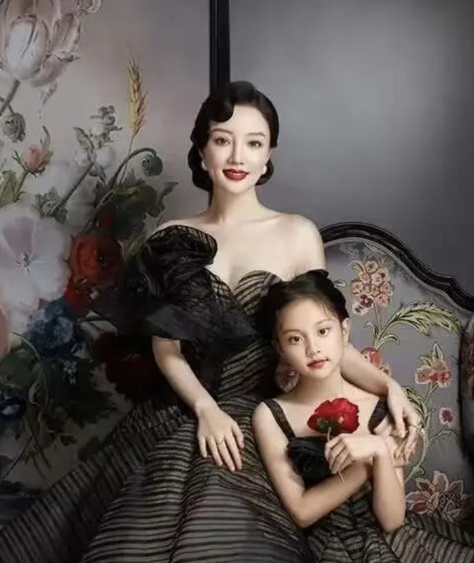 这几年娱乐圈丑闻有哪些,近几年来娱乐圈丑闻