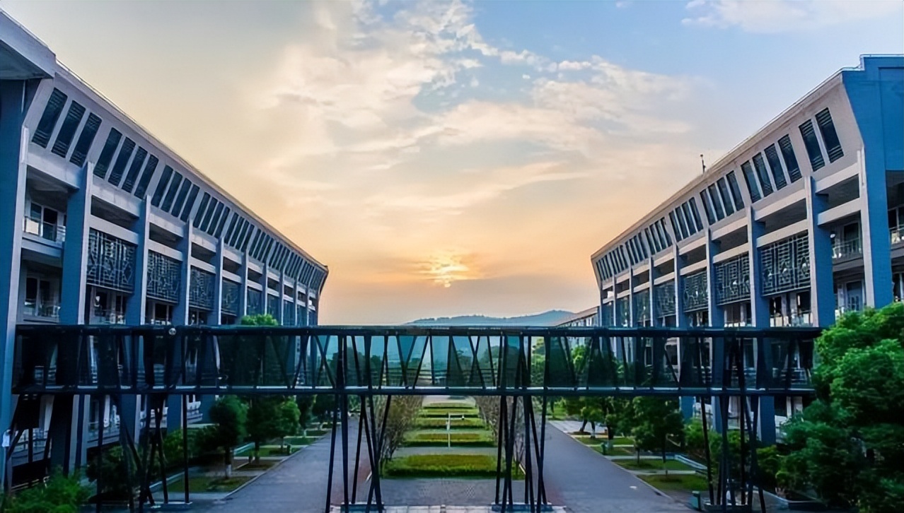 中南大学——知行合一、经世致用