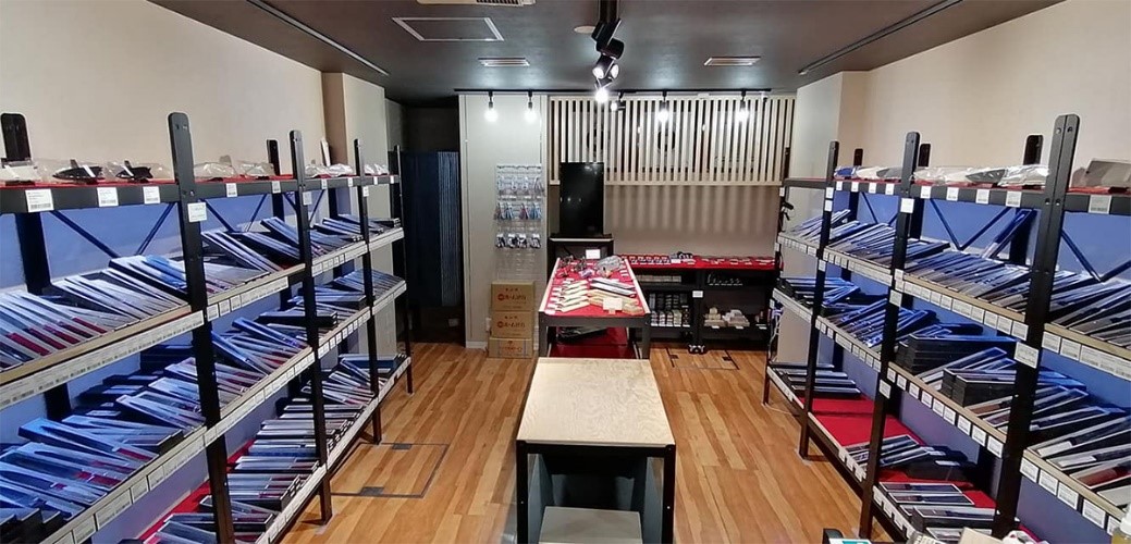 日本顶级手工锻打菜刀,有真正手工锻打的菜刀吗